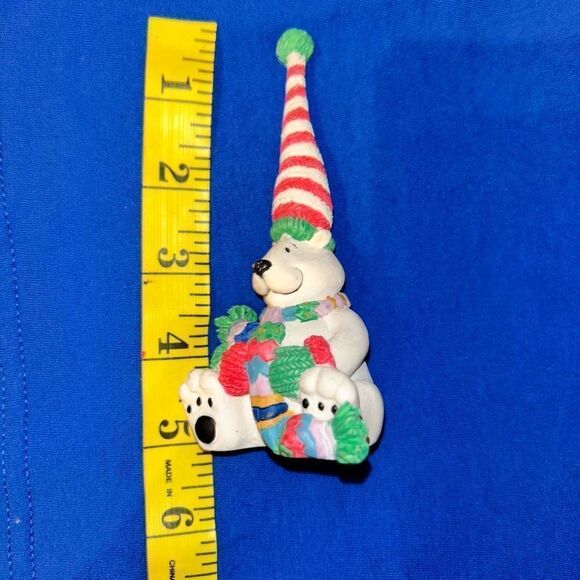 Vintage 1995 Roman Inc Winter Bear Tall Hat Figurine - Picture 6 of 7